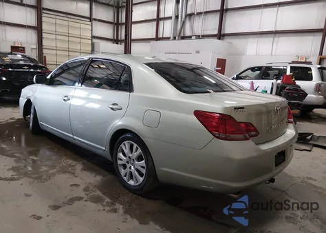 2008 Toyota Avalon Xls z USA, uszkodzony, nr VIN 4T1BK36B38U324041